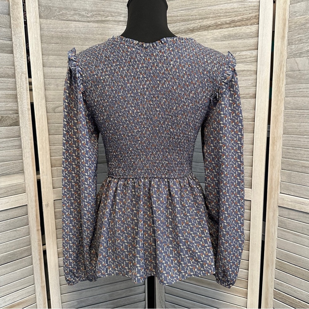 Hayden Ruched Floral Top - Picture 3 of 5
